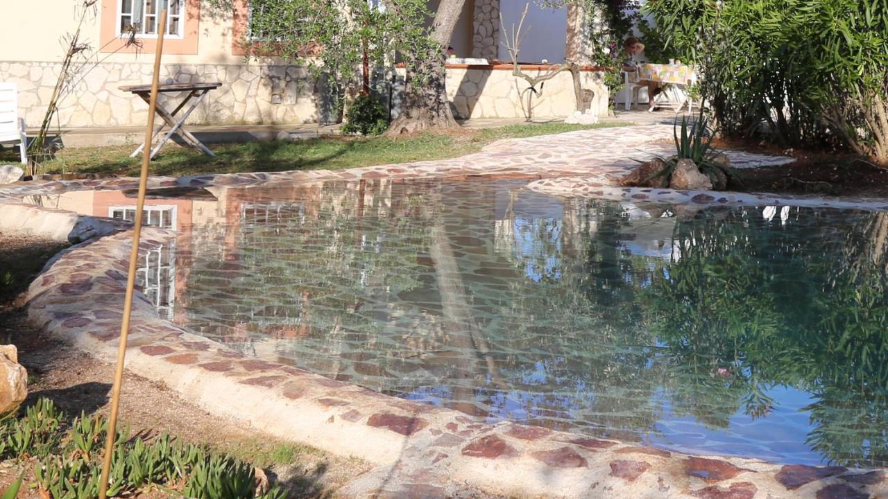Villa Oleandro Ciccino Вьесте Экстерьер фото
